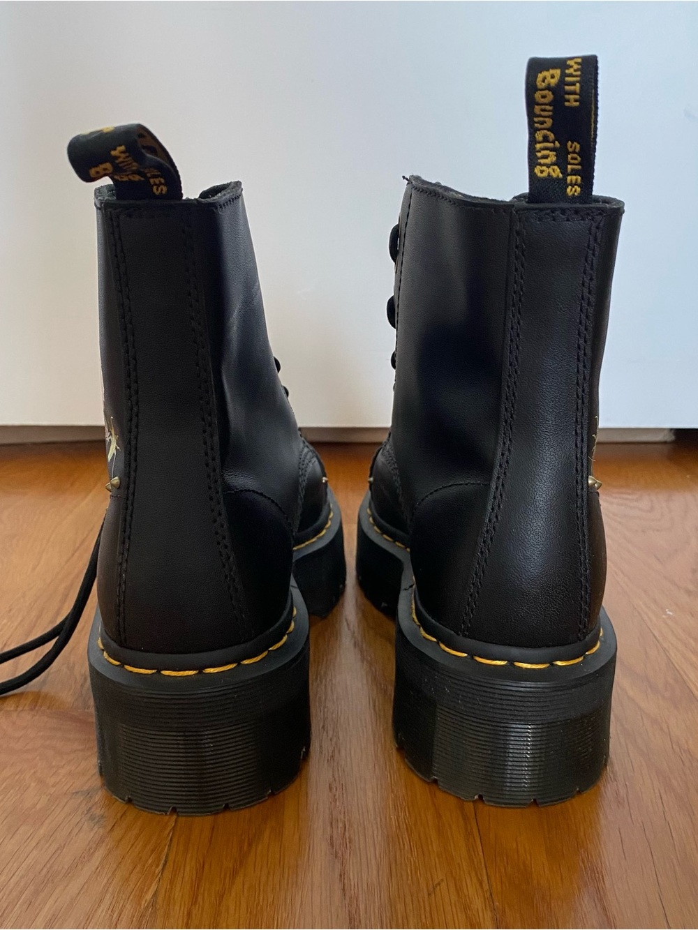 Limited Edition Dr. Martens Venus Fly Trap Boots, EU 38 / US 7, NWOT - Picture 4 of 9